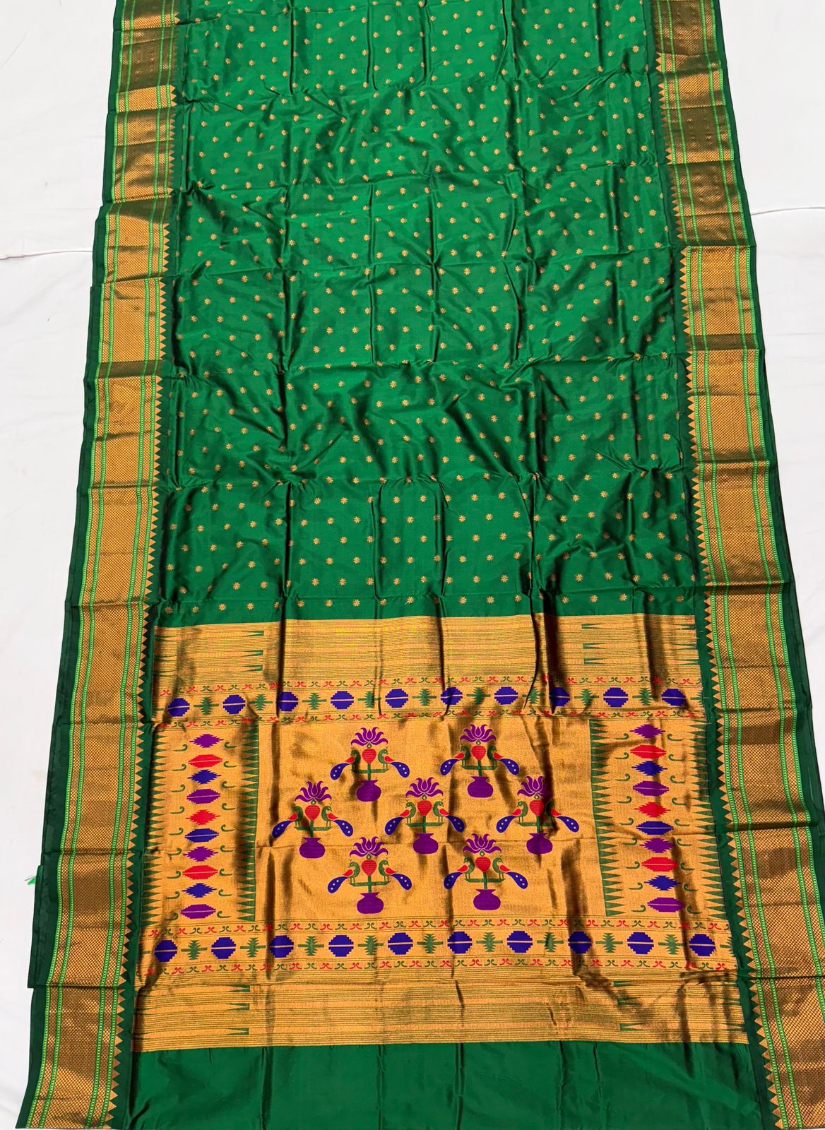 Premium Kalanjali Paithani Saree