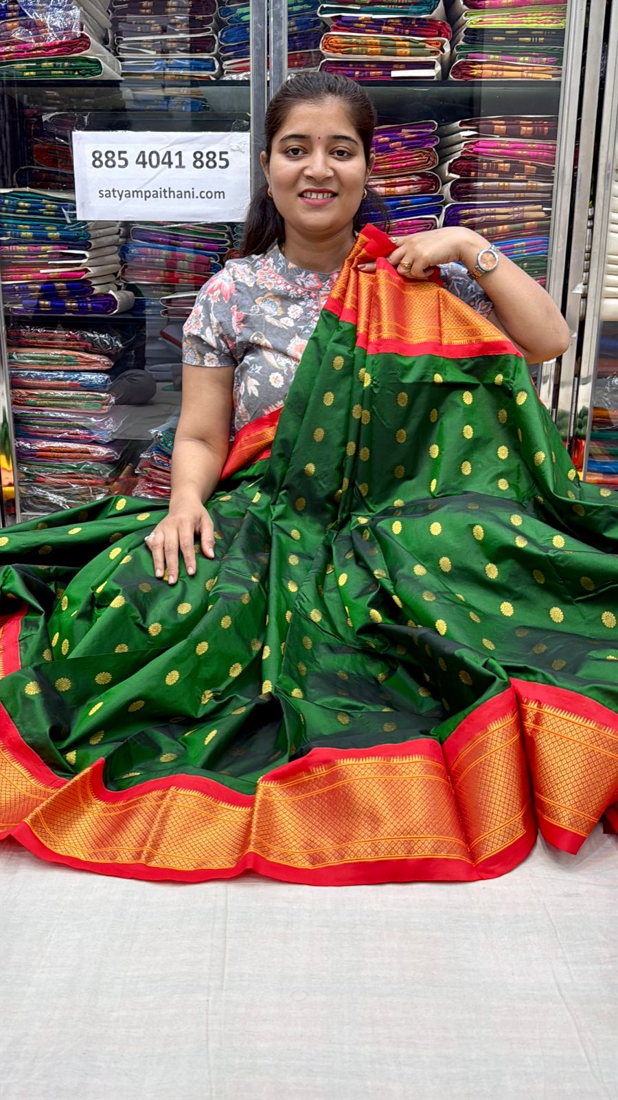 Pure Silk Kadiyal Border Paithani