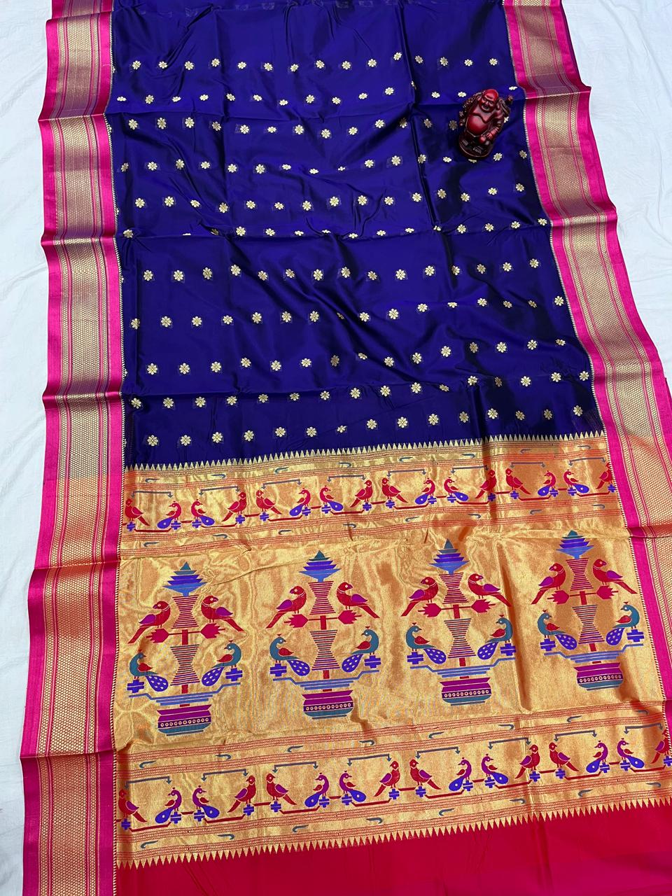 Nauvari Saree