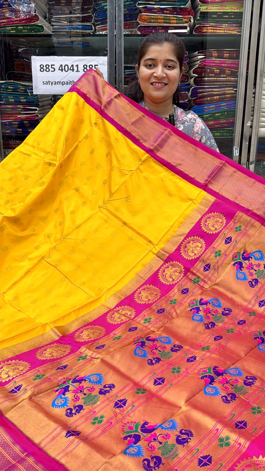 Pure Silk Kadiyal Border Paithani