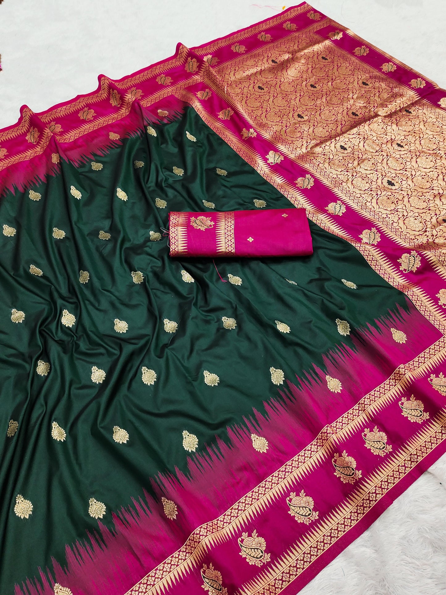 Komal Banarasi Saree
