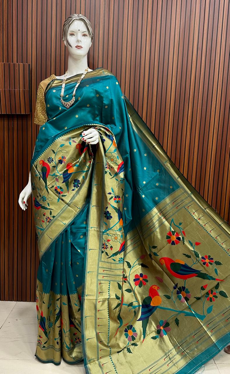 Big border paithani