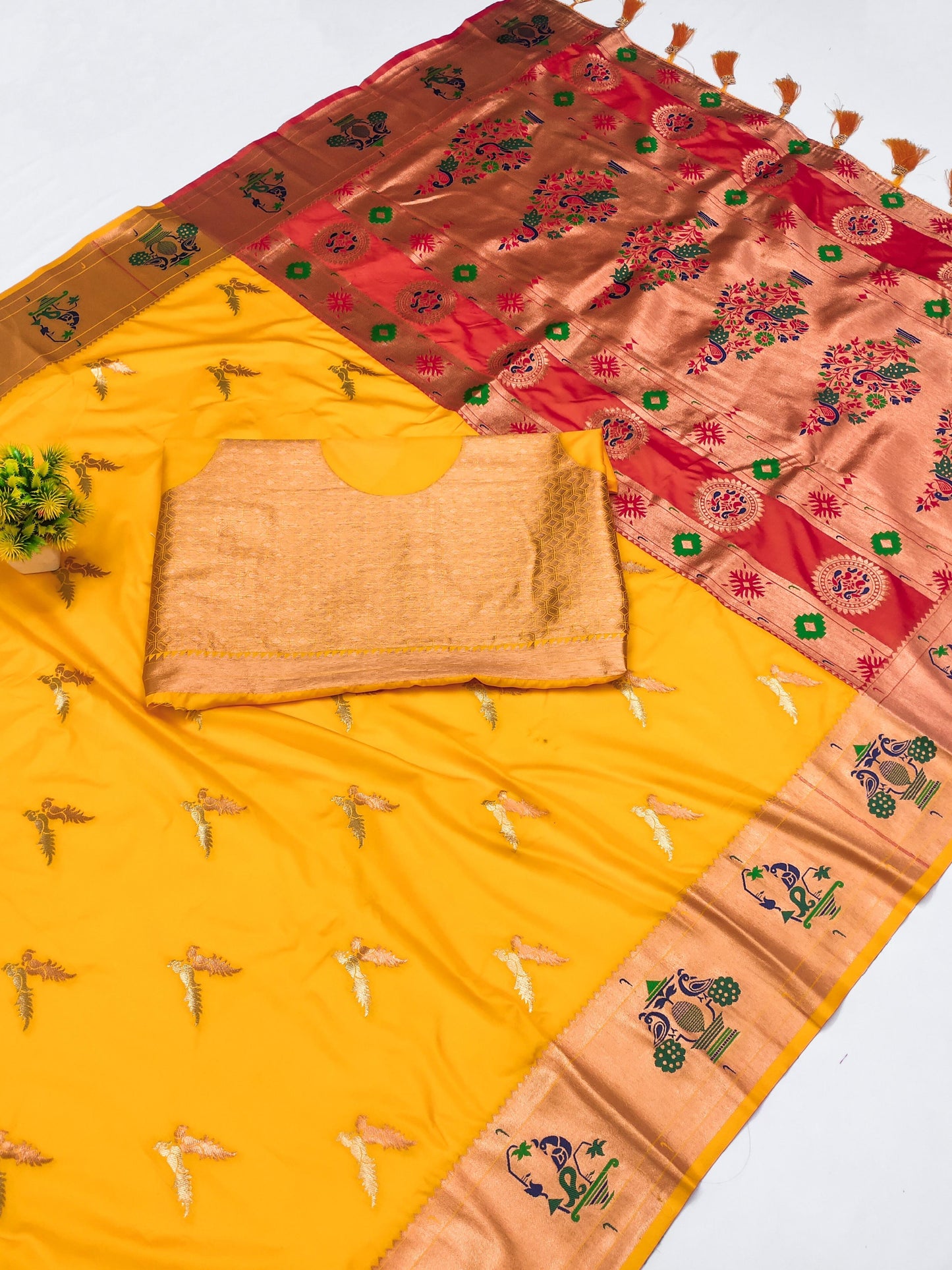 Akshada Paithani Saree