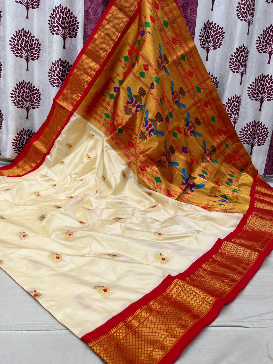 Kadiyal Border Paithani