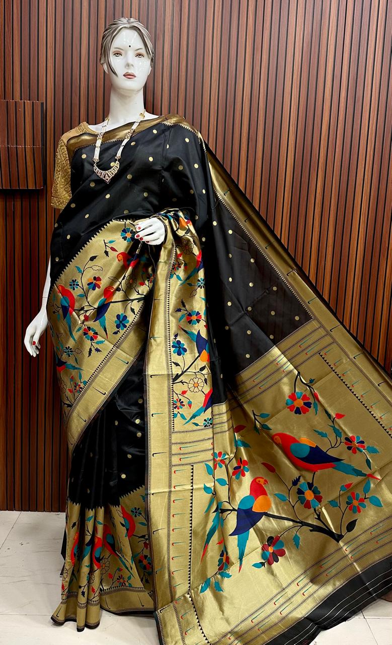 Big border paithani