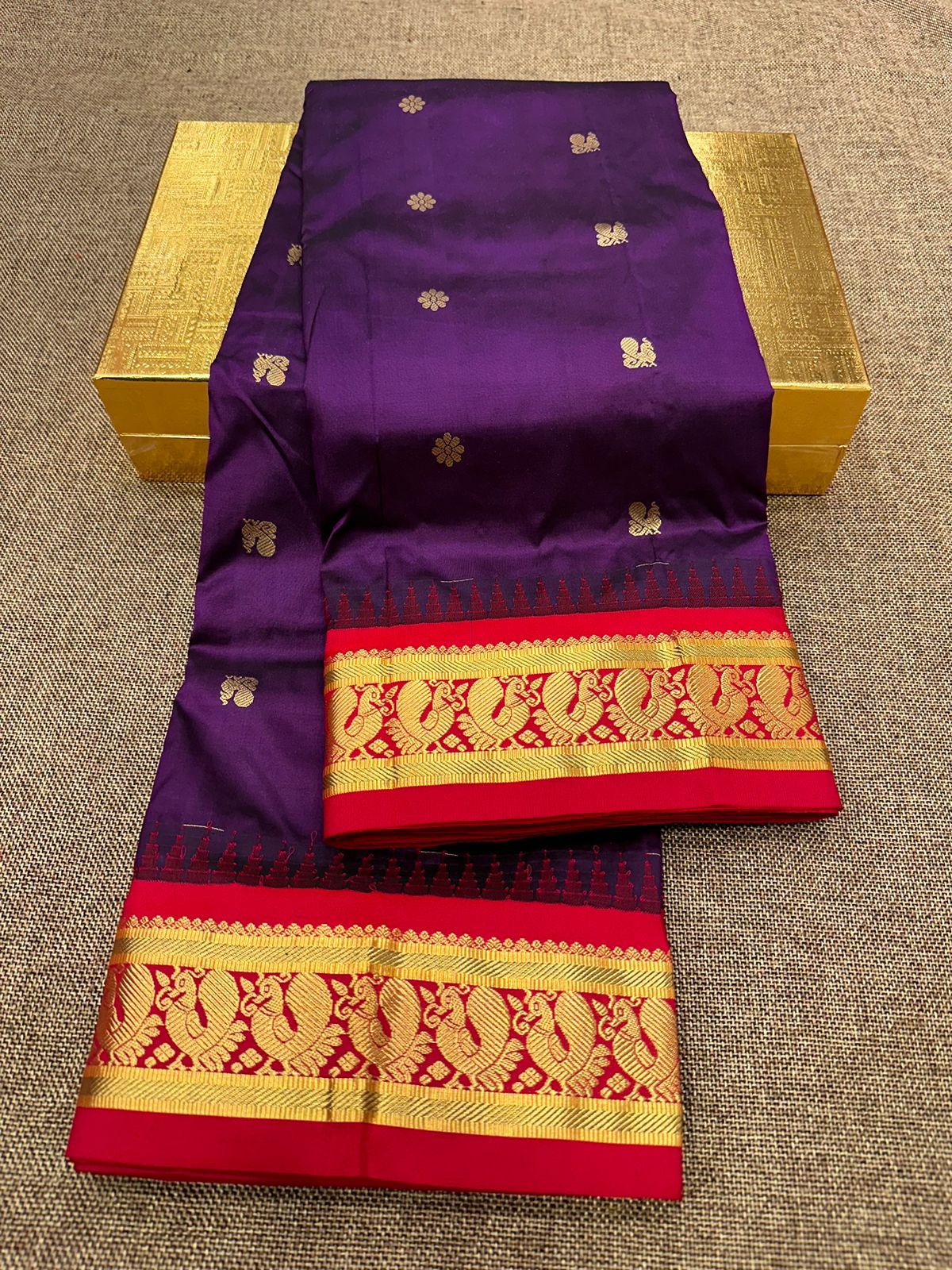 Gadwal Saree