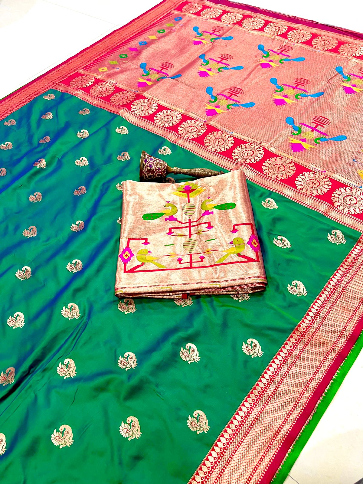 Tanuja Paithani Saree
