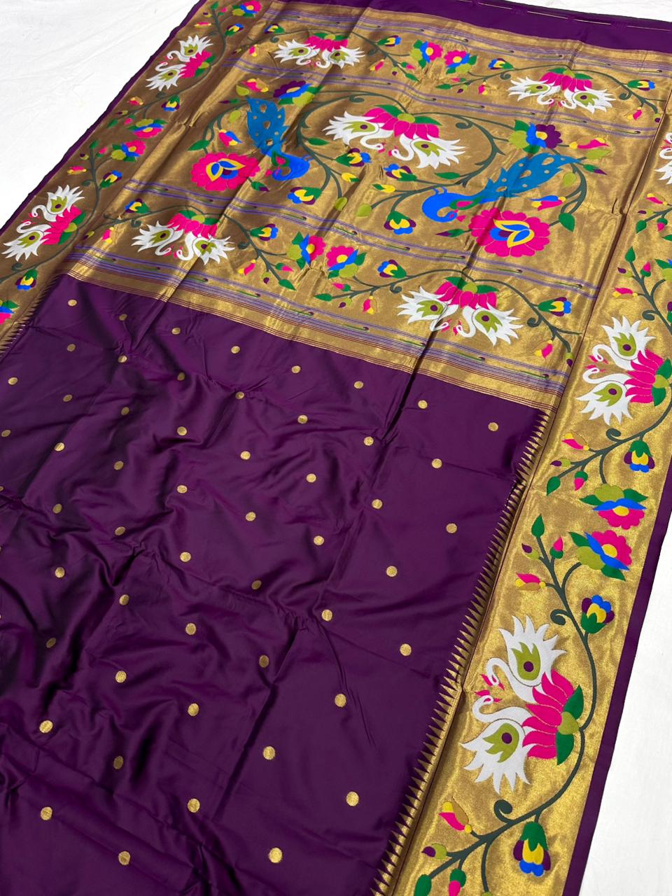 Rajhuns Paithani Saree
