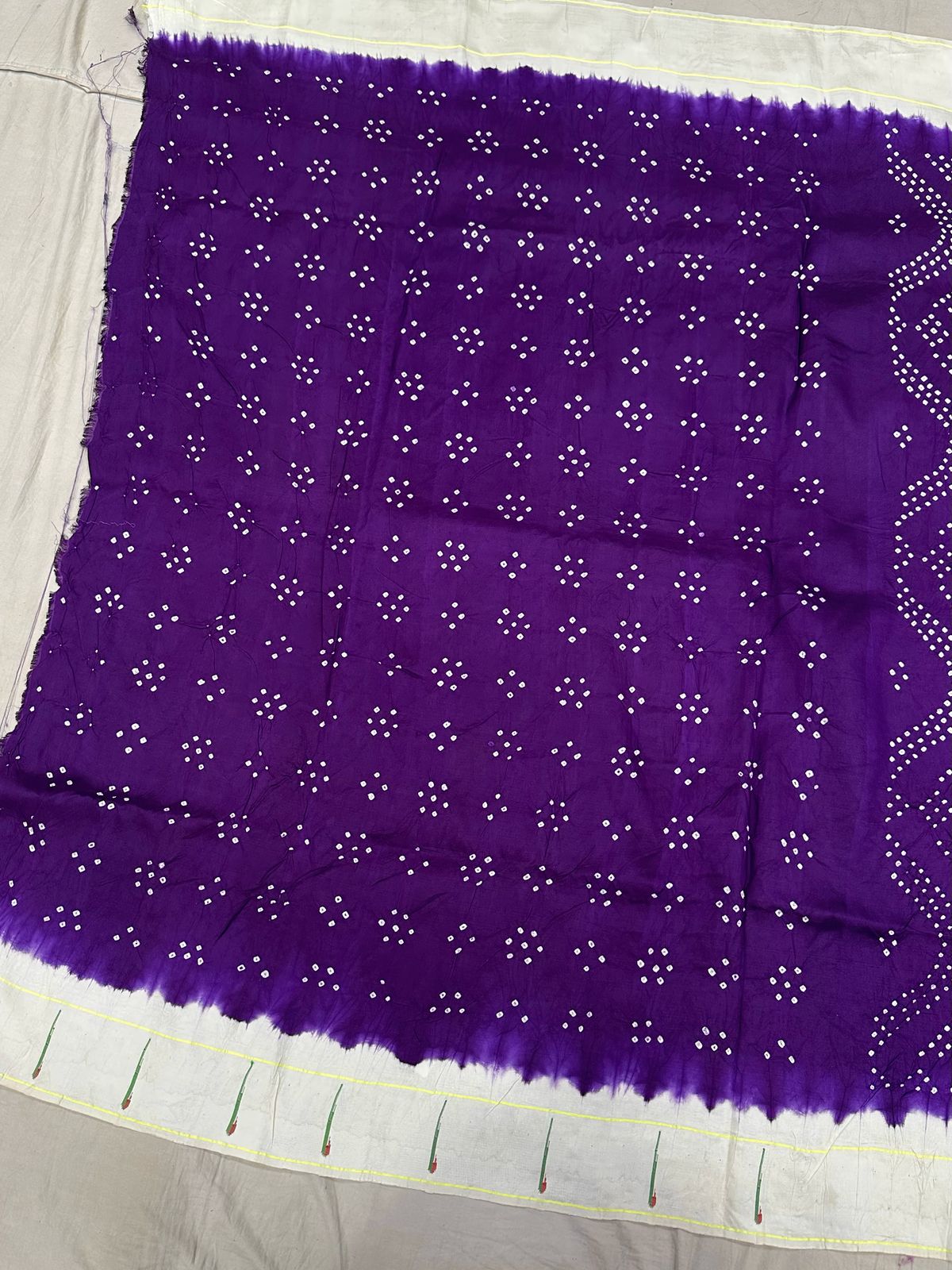 Muniya Bandhani Paithani Saree