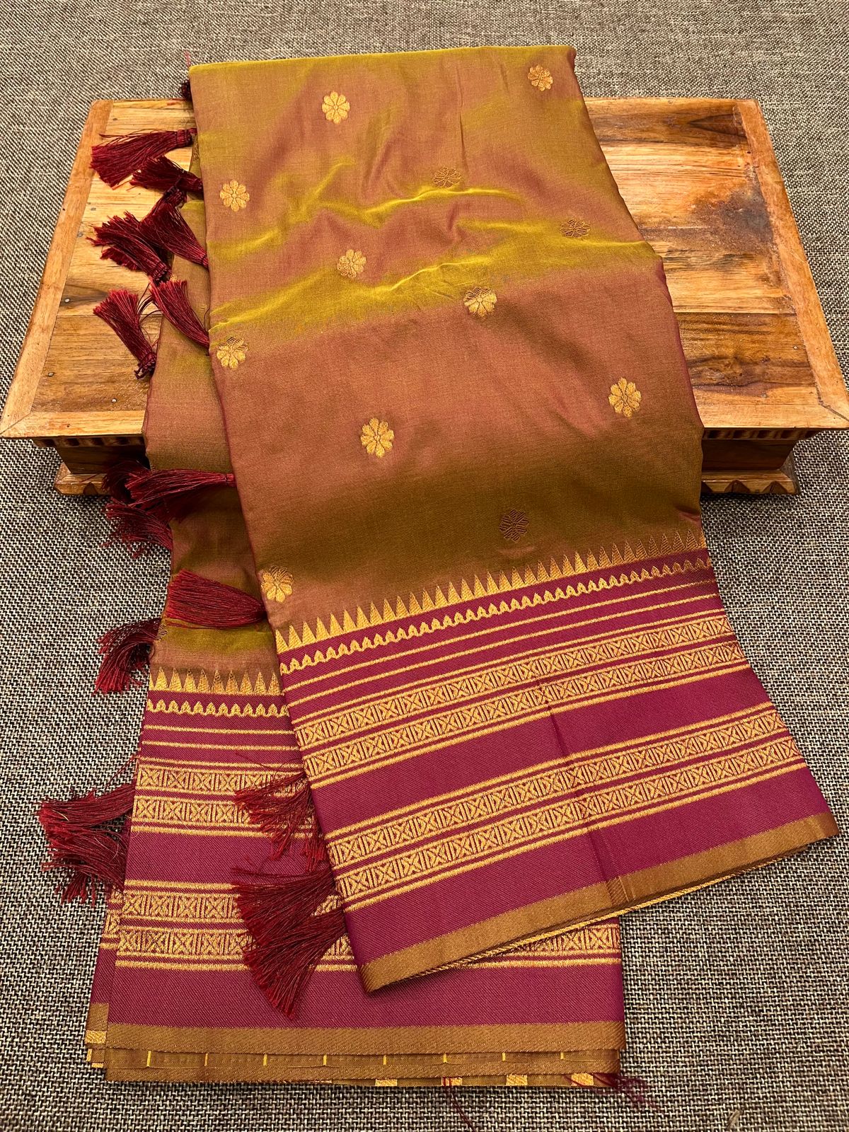 Semi Narayanpeth Saree