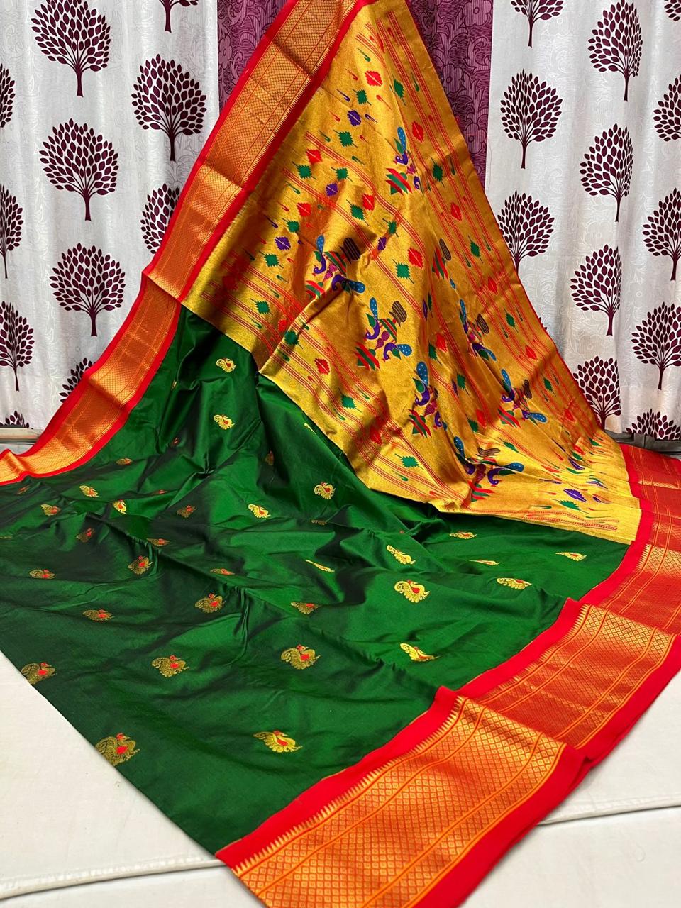 Kadiyal Border Paithani