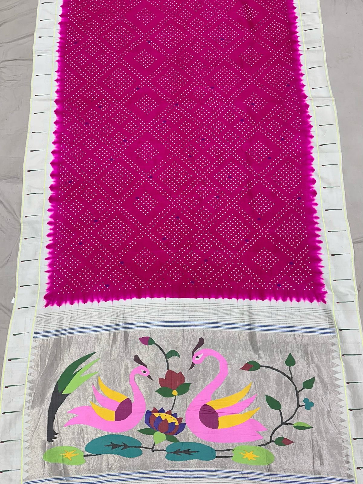 Muniya Bandhani Paithani Saree