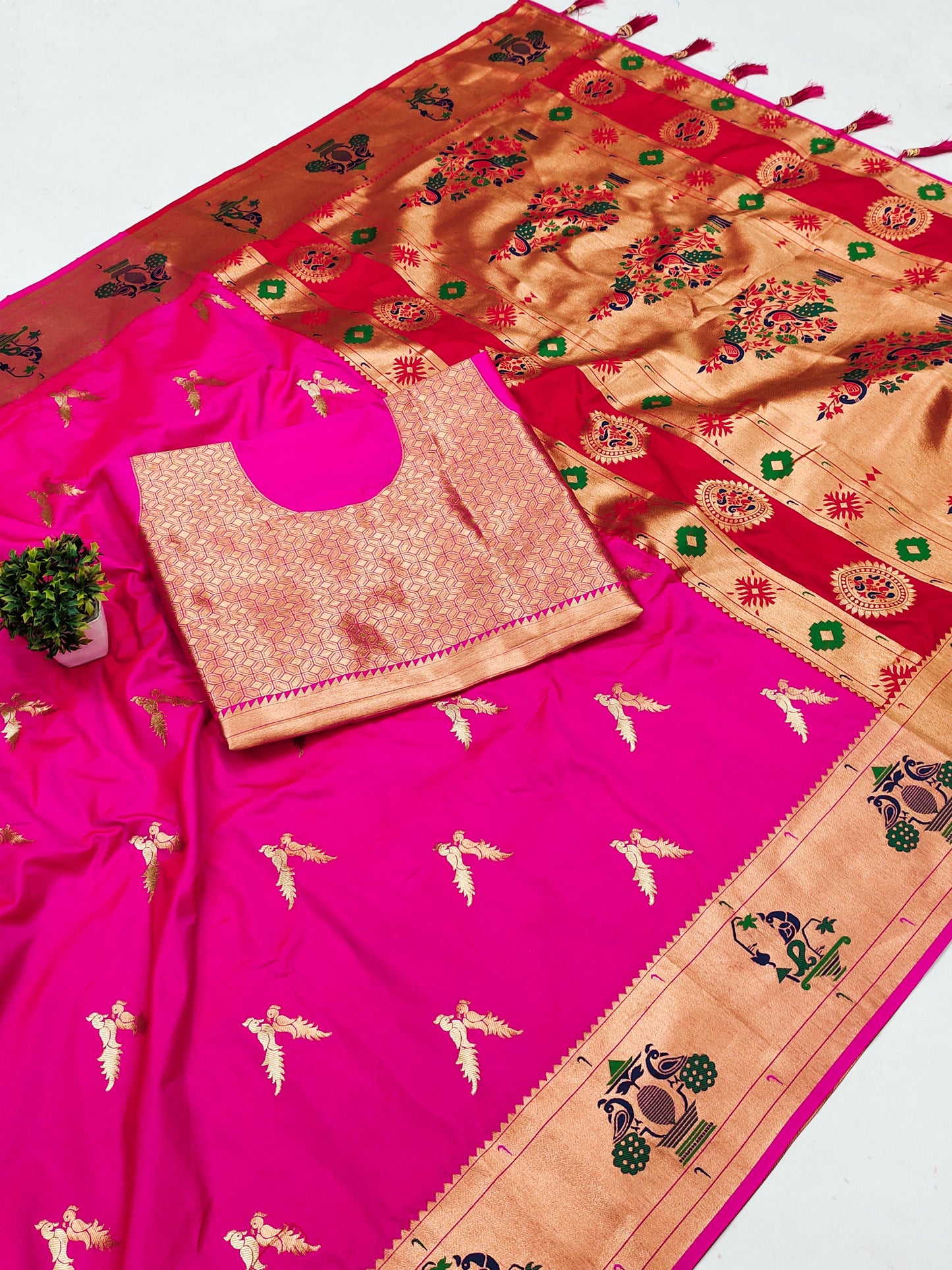 Akshada Paithani Saree