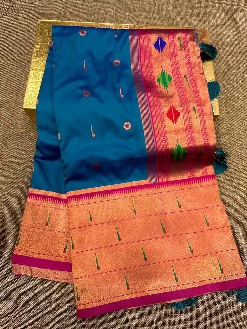 Muniya Paithani Saree