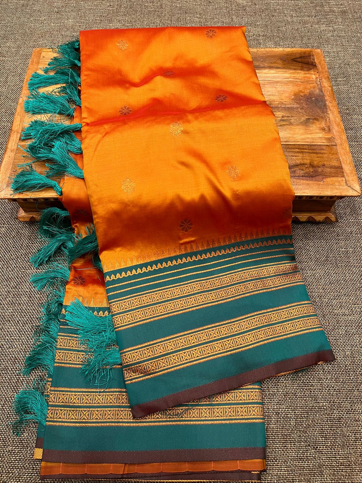 Semi Narayanpeth Saree