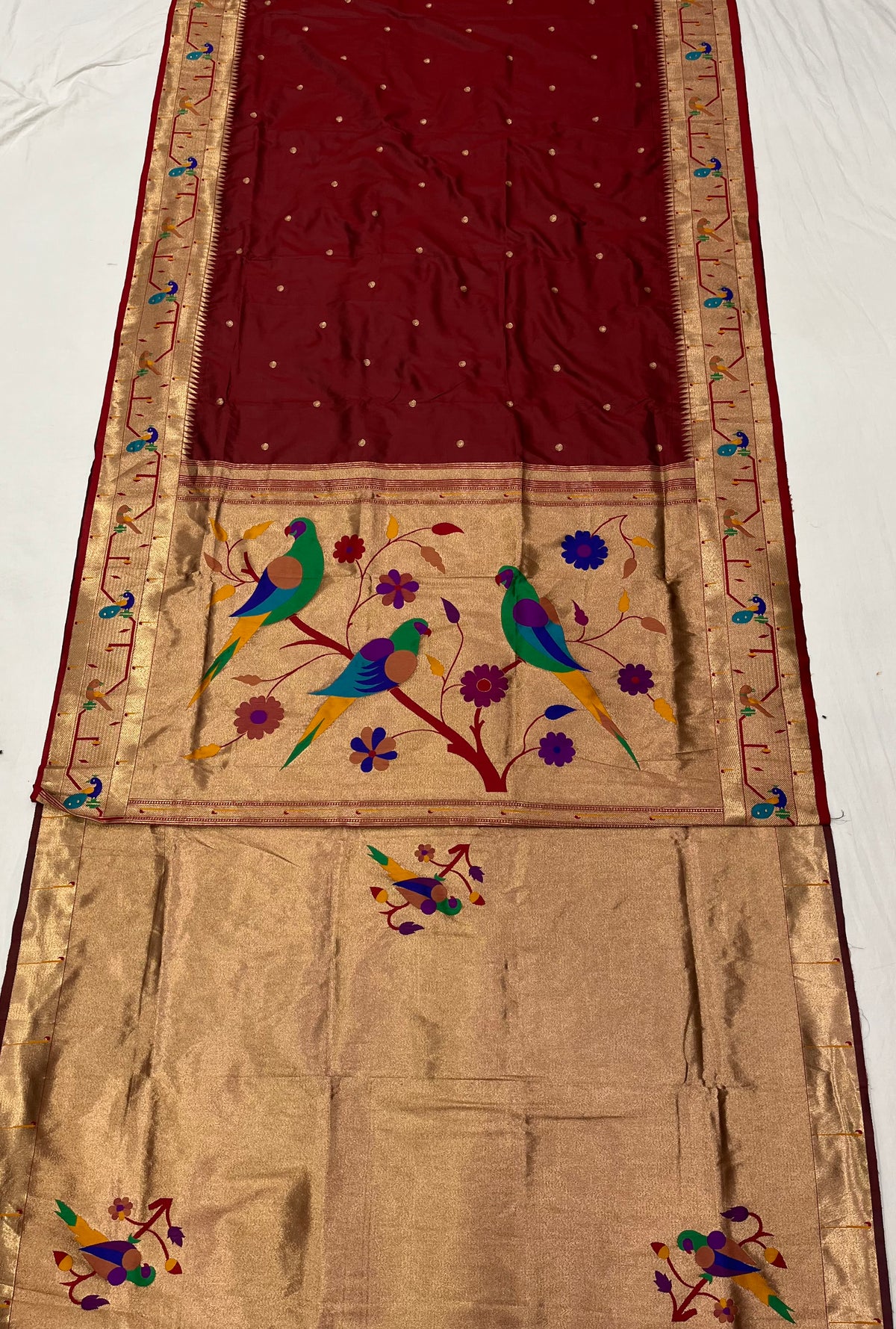 Peacock & parrot border paithani
