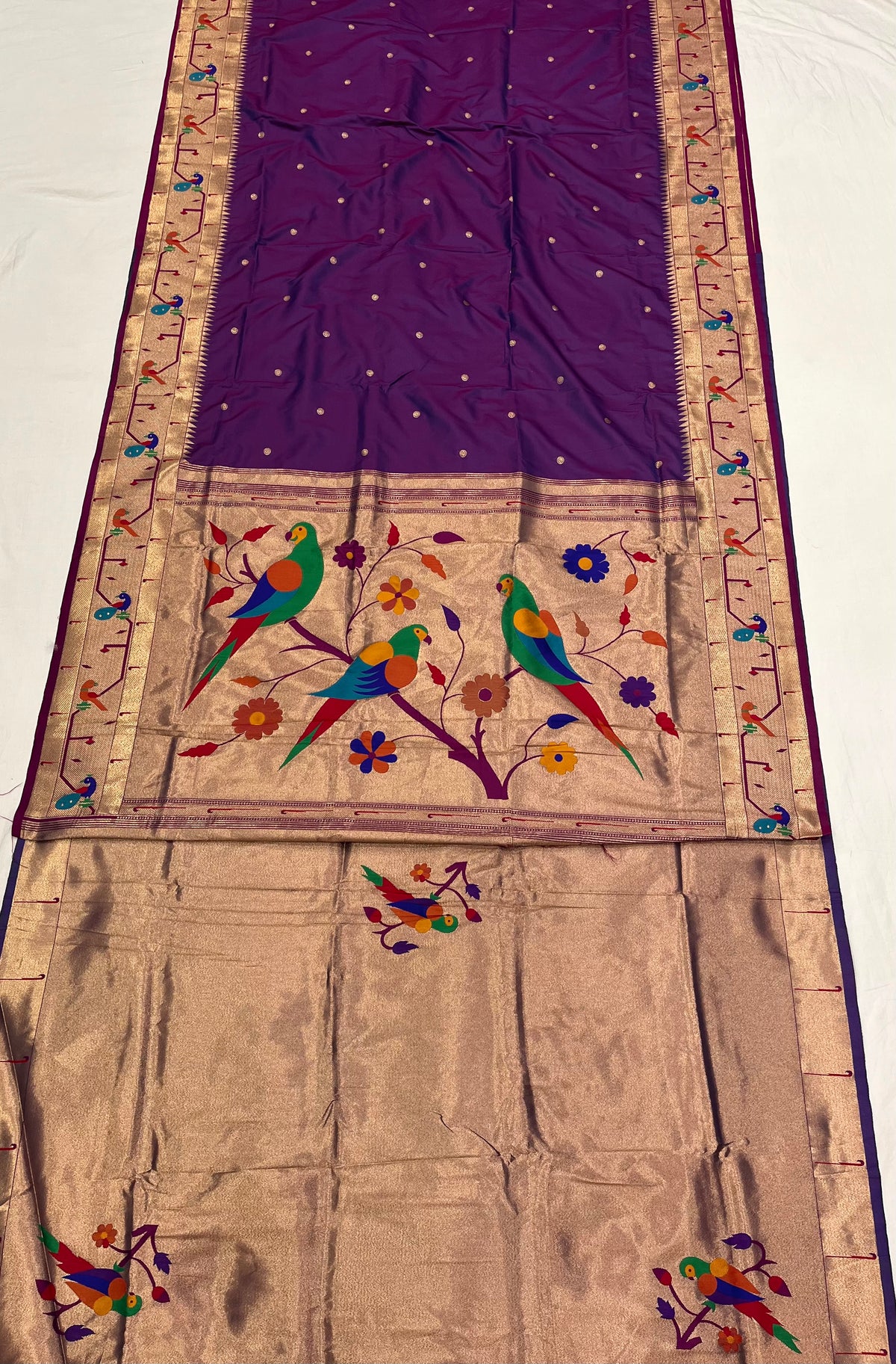 Peacock & parrot border paithani