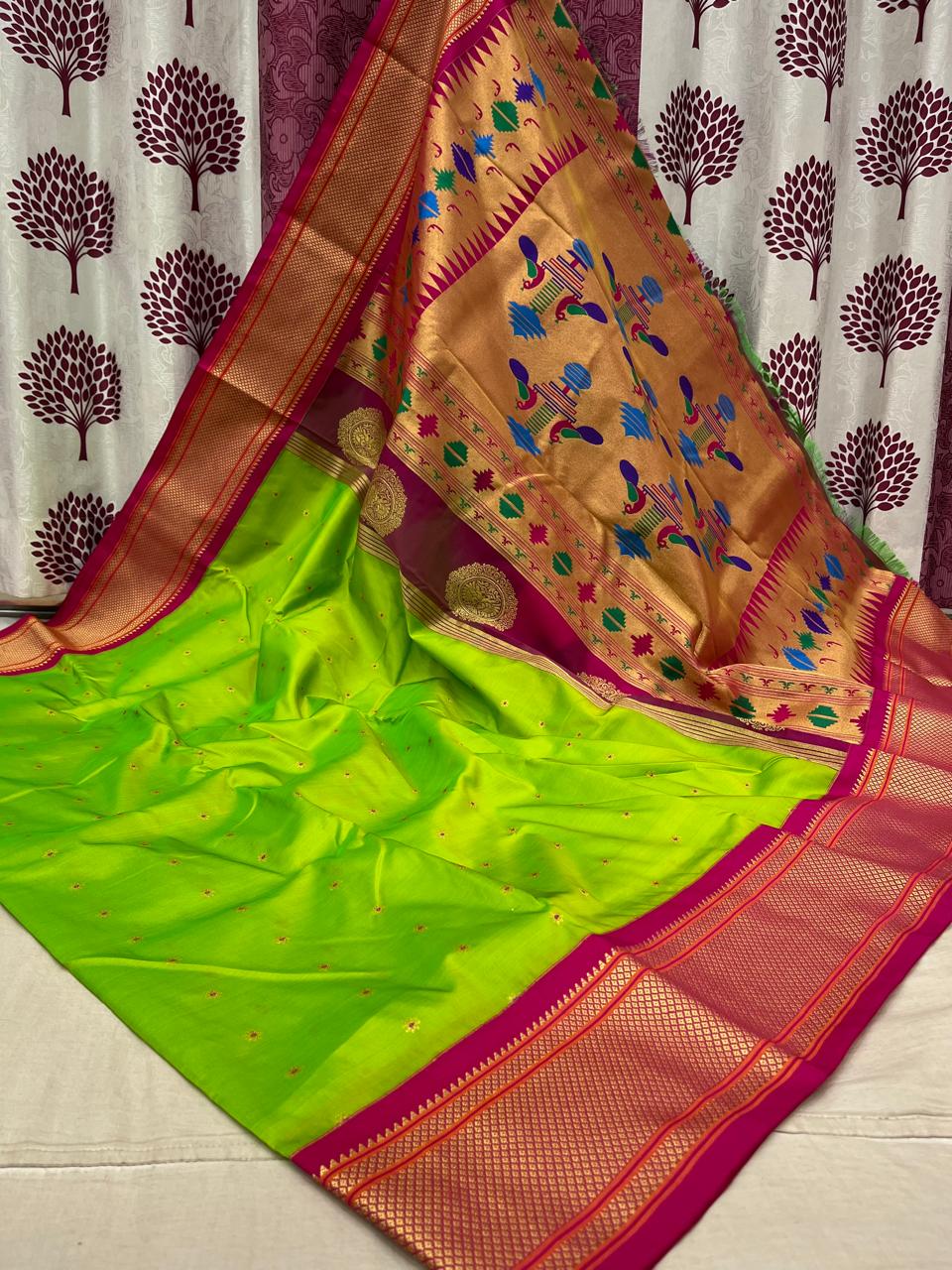 2-3-2 Kadiyal Paithani