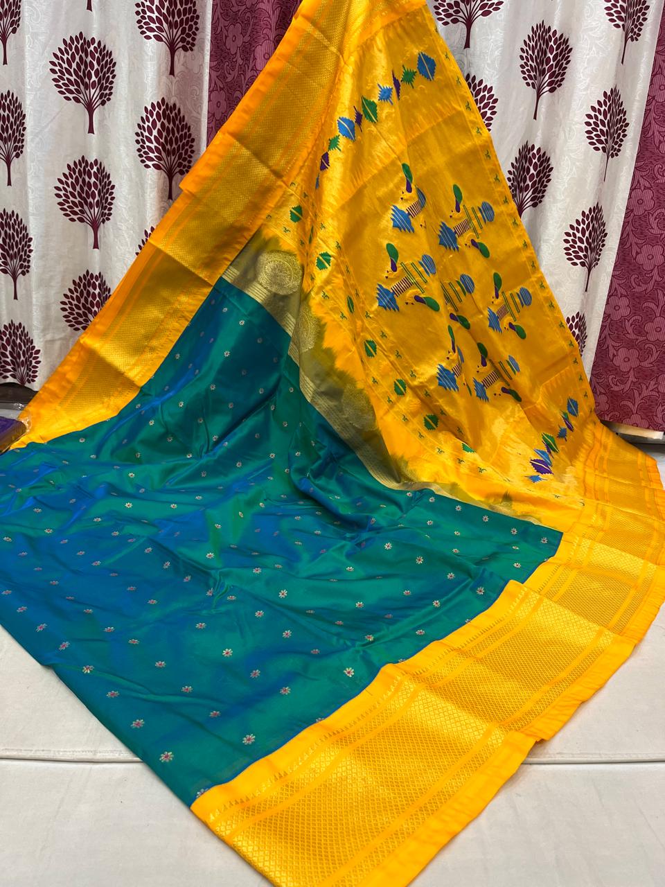 2-3-2 Kadiyal Paithani