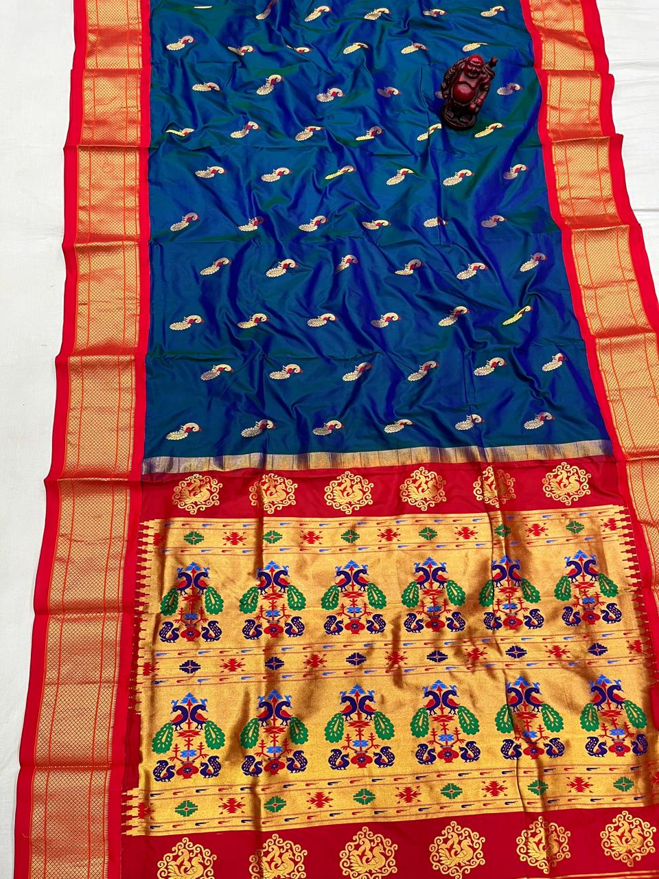 Mina Kadiyal Border Paithani Saree