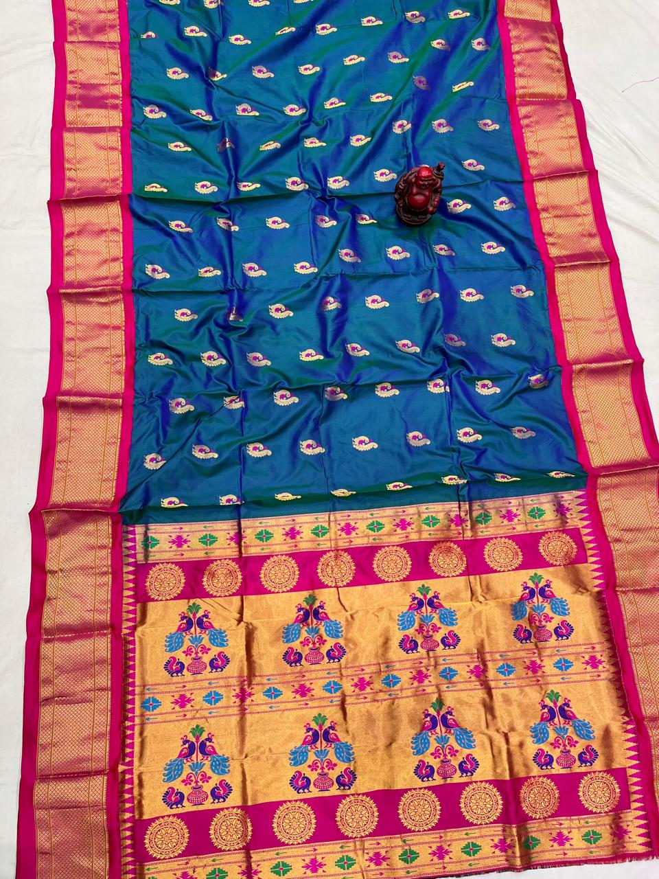 Mina Kadiyal Border Paithani Saree