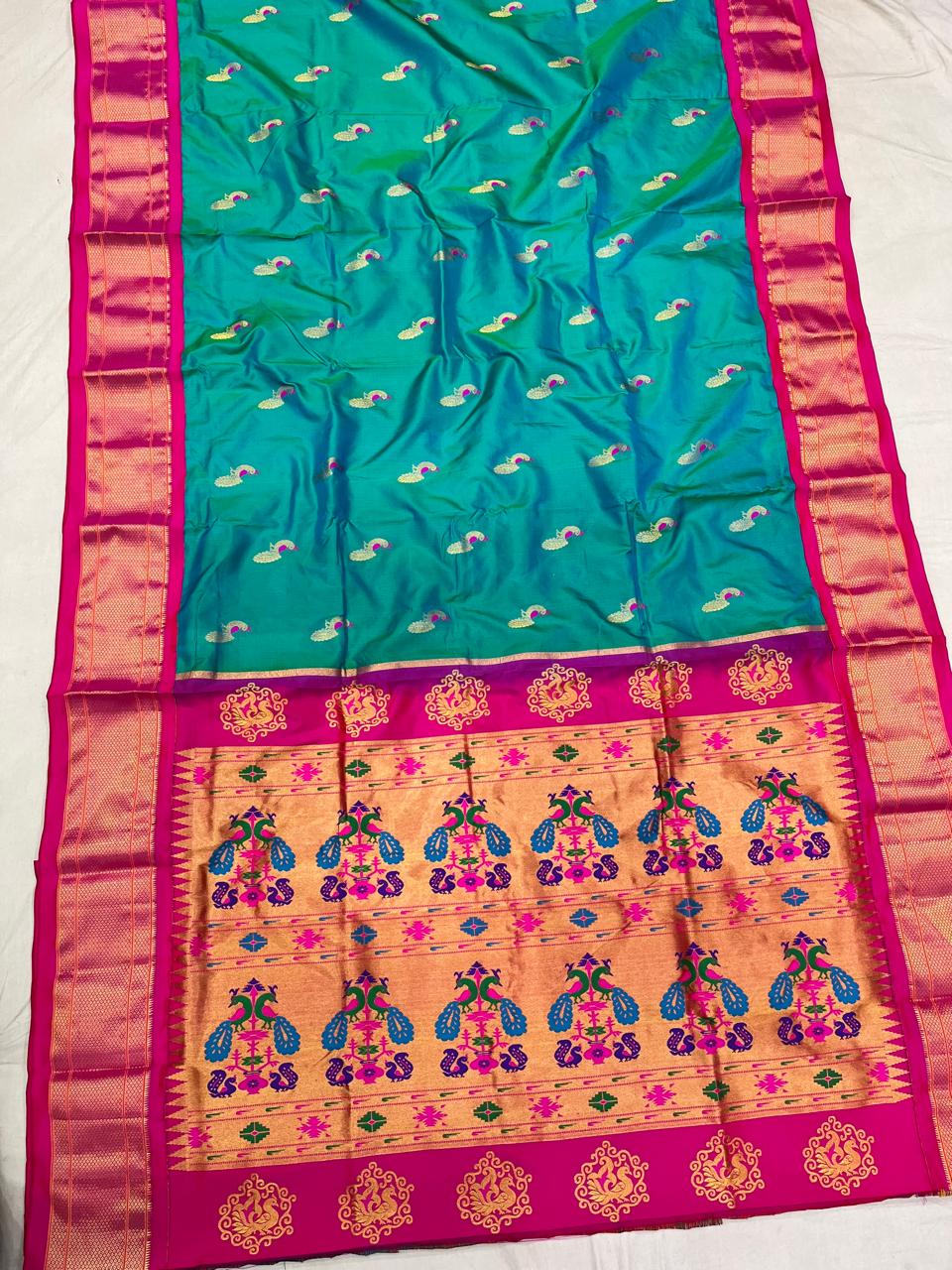 Mina Kadiyal Border Paithani Saree