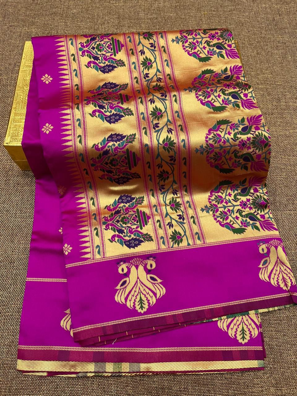 Avni Paithani