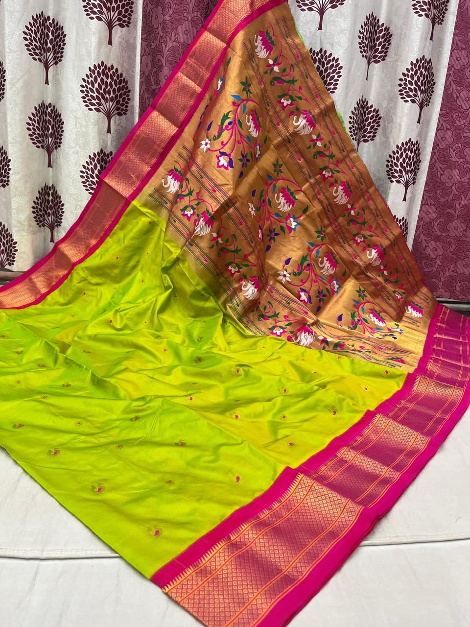 Rajhauns Kadiyal Border Paithani Saree