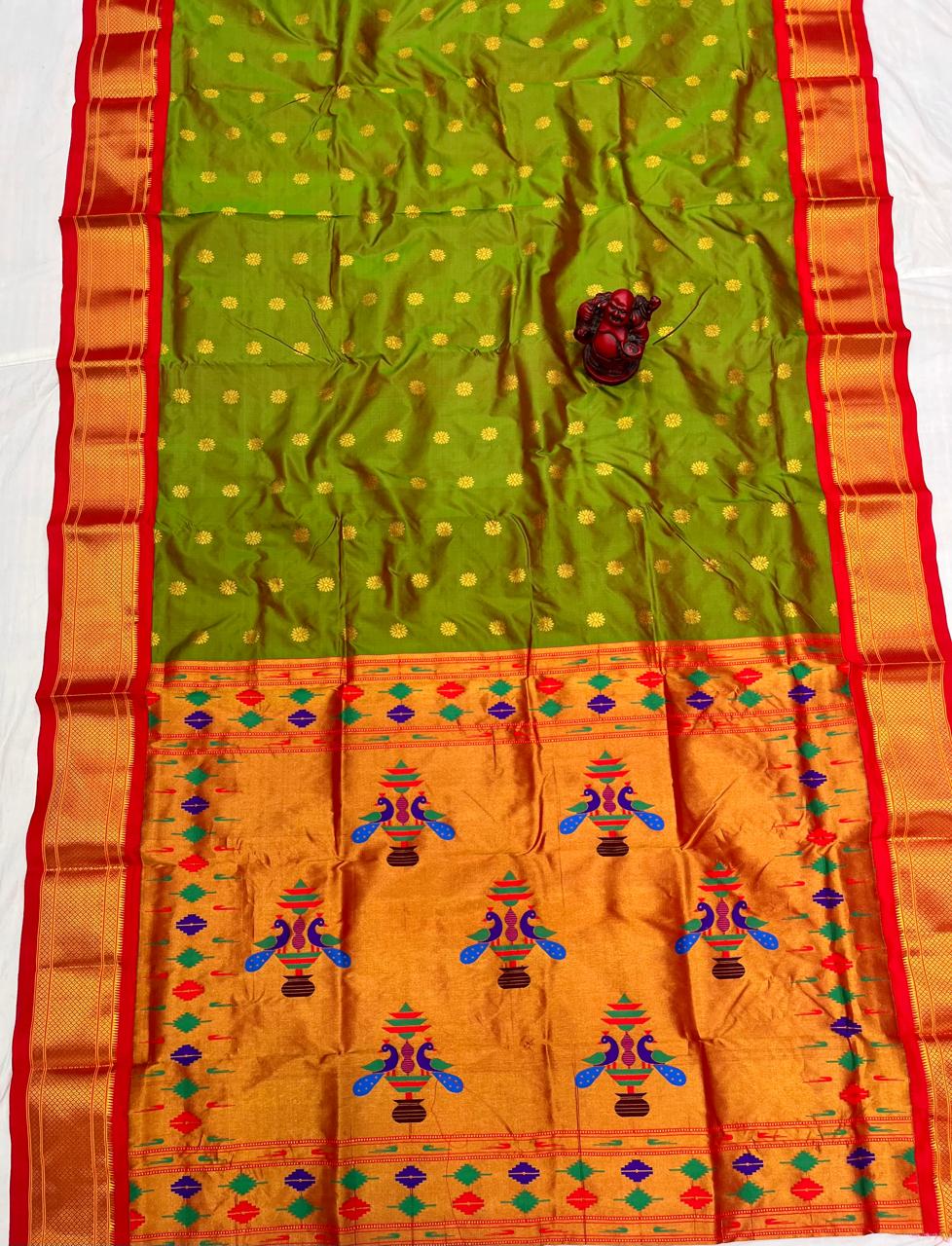 Kadiyal Double Pallu Paithani
