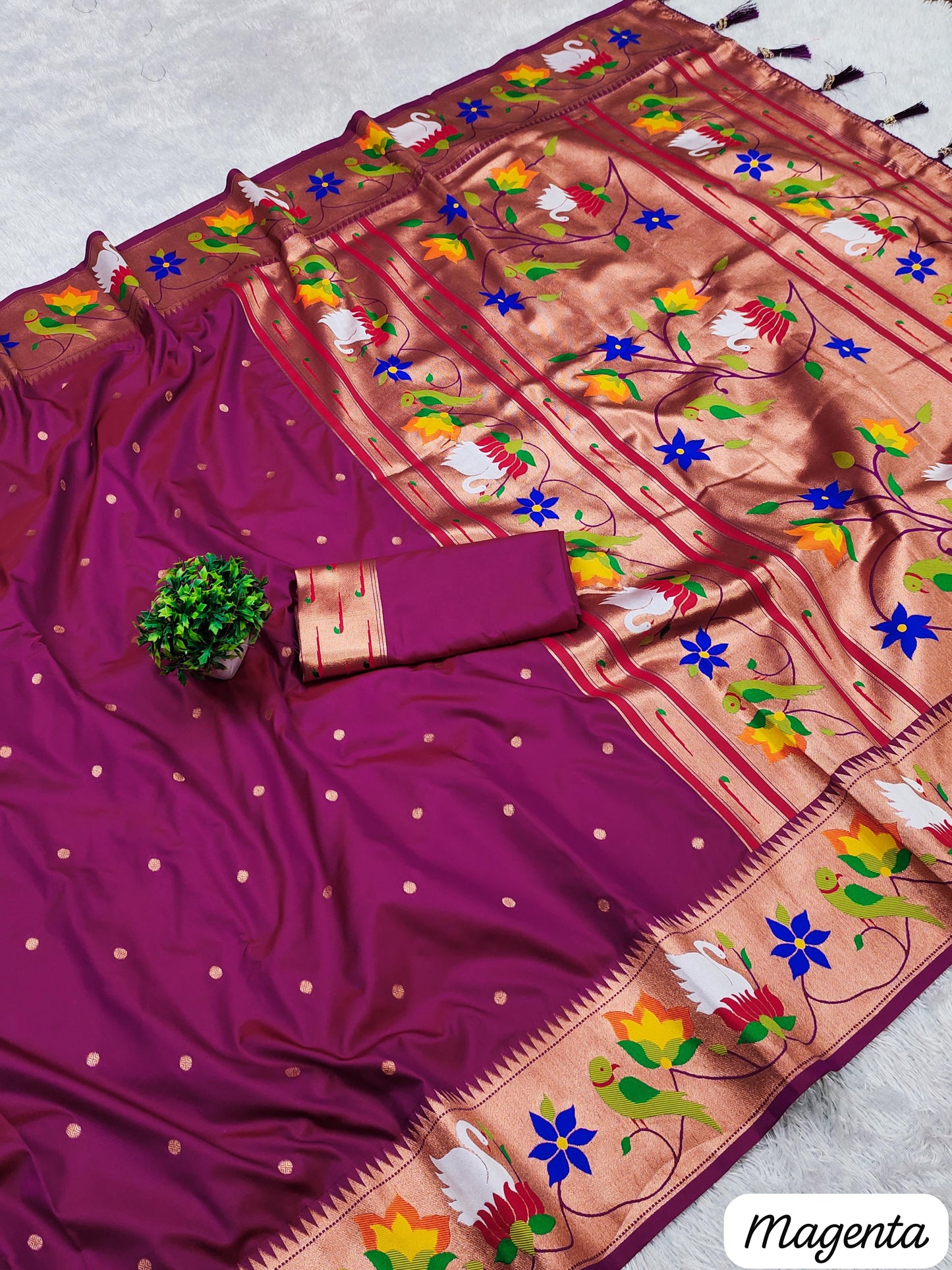 Rajhauns Soft Silk Saree