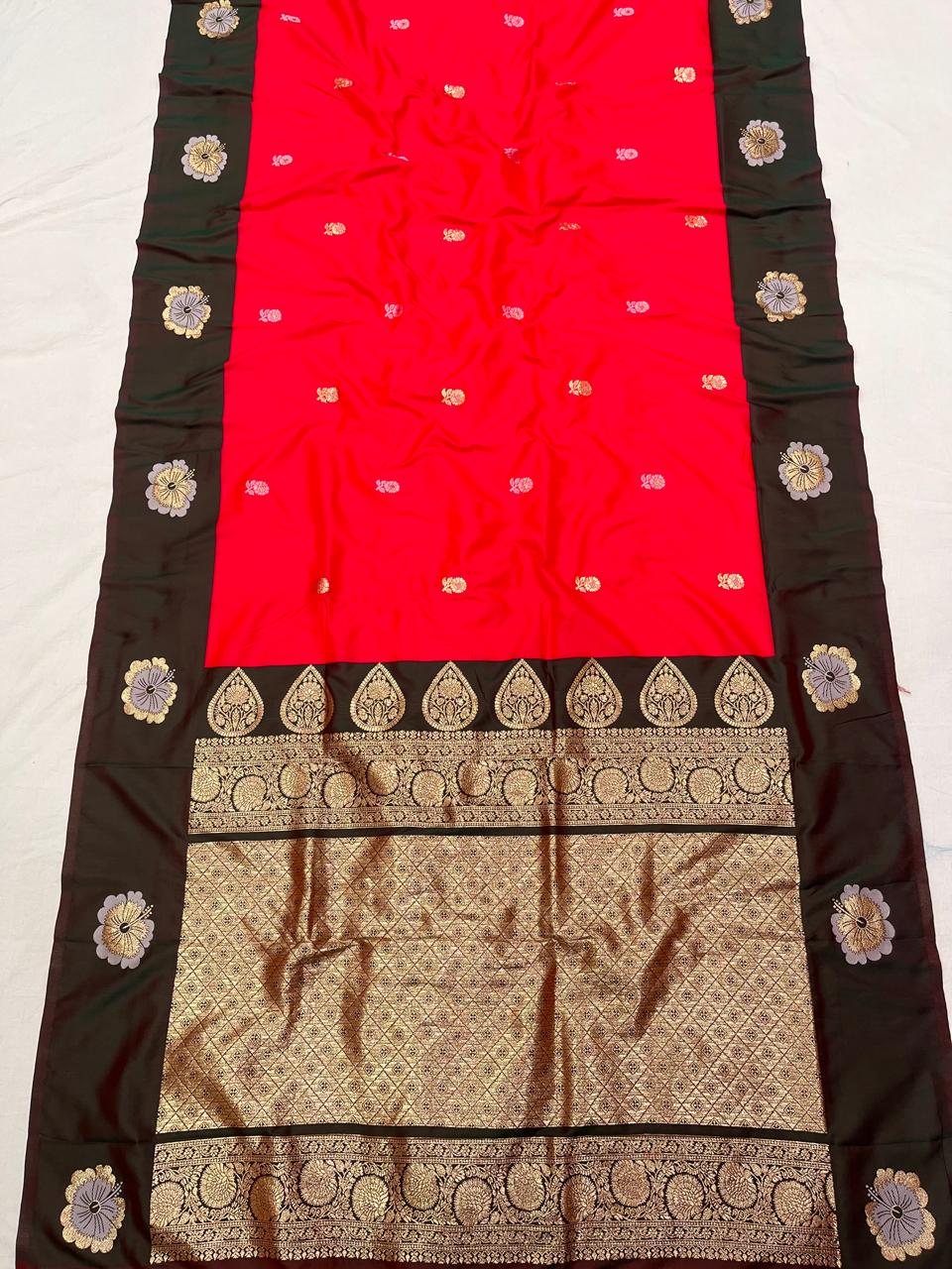 Flower Paithani Saree