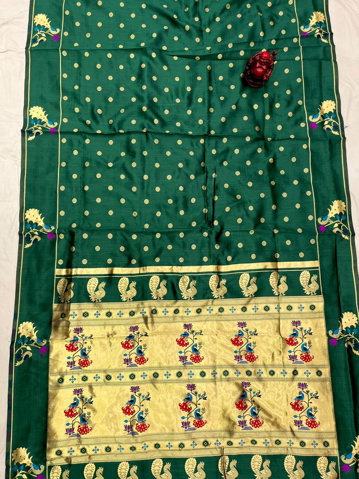 Avni Paithani