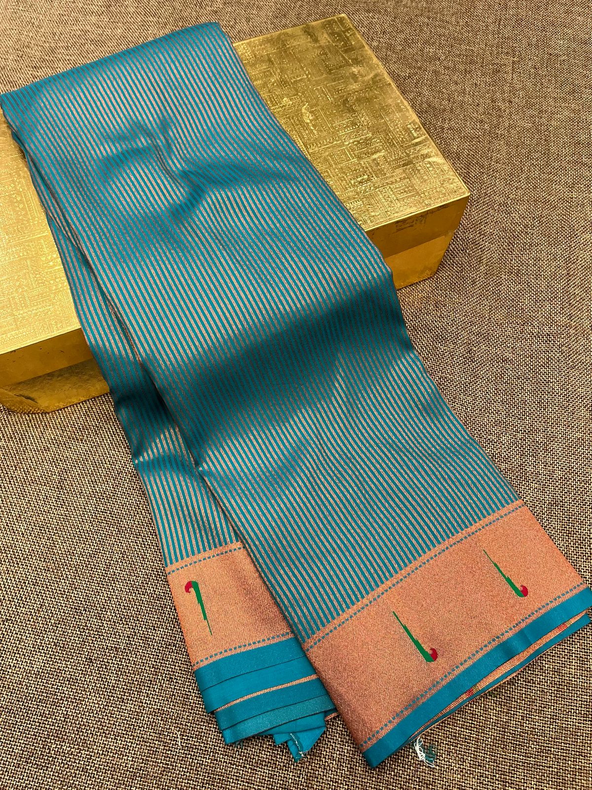 Lining Muniya Paithani Saree