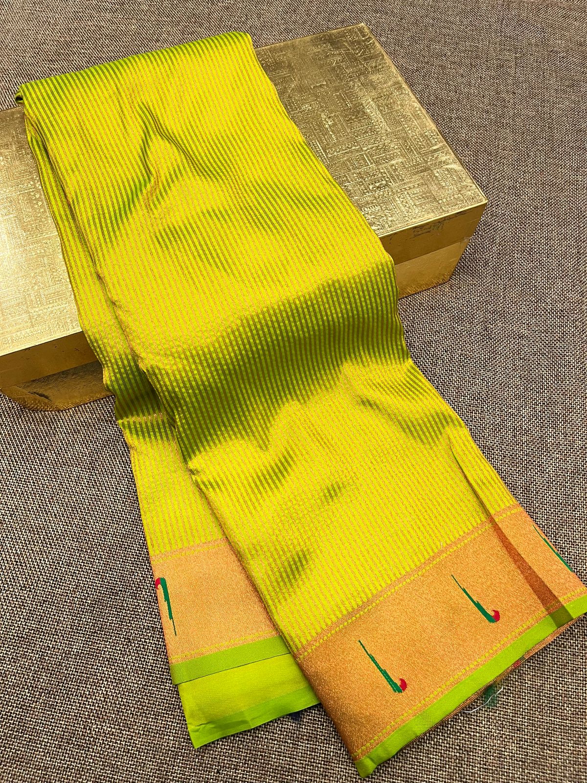 Lining Muniya Paithani Saree
