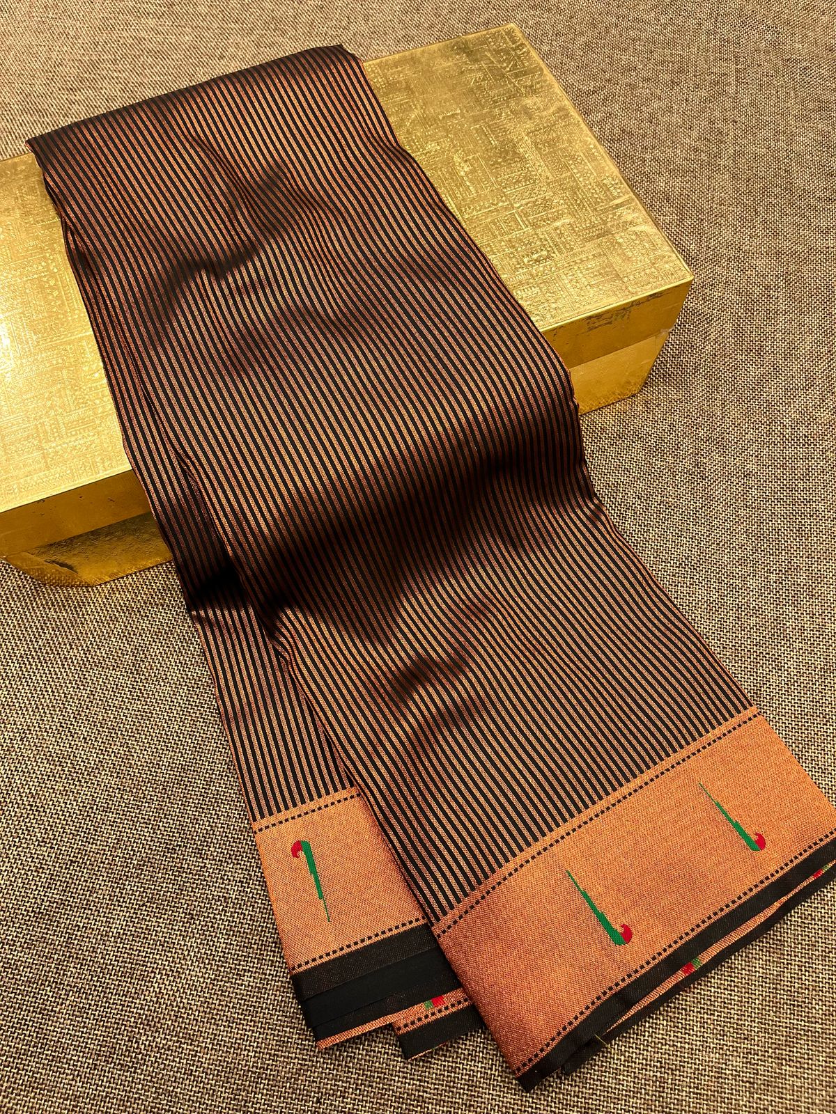 Lining Muniya Paithani Saree