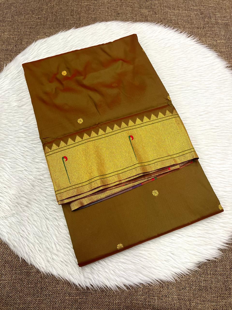Muniya Paithani Saree