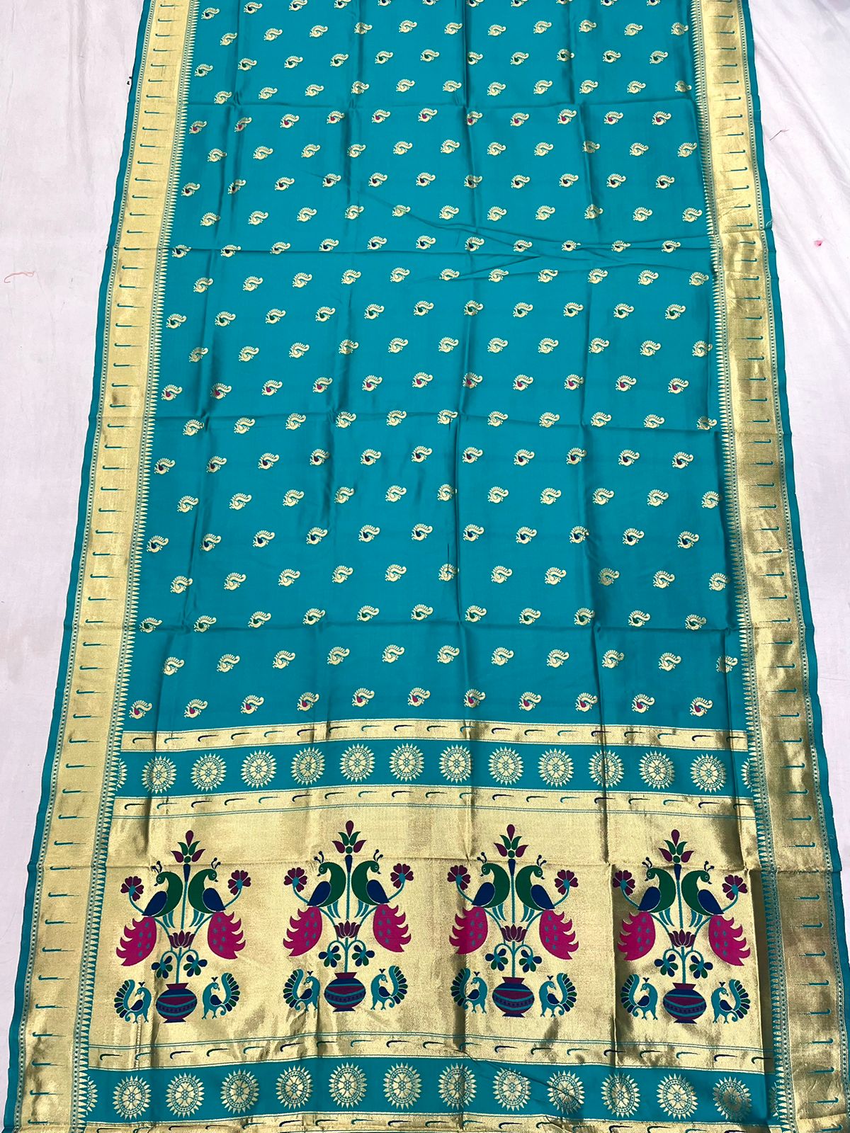 Albeli paithani