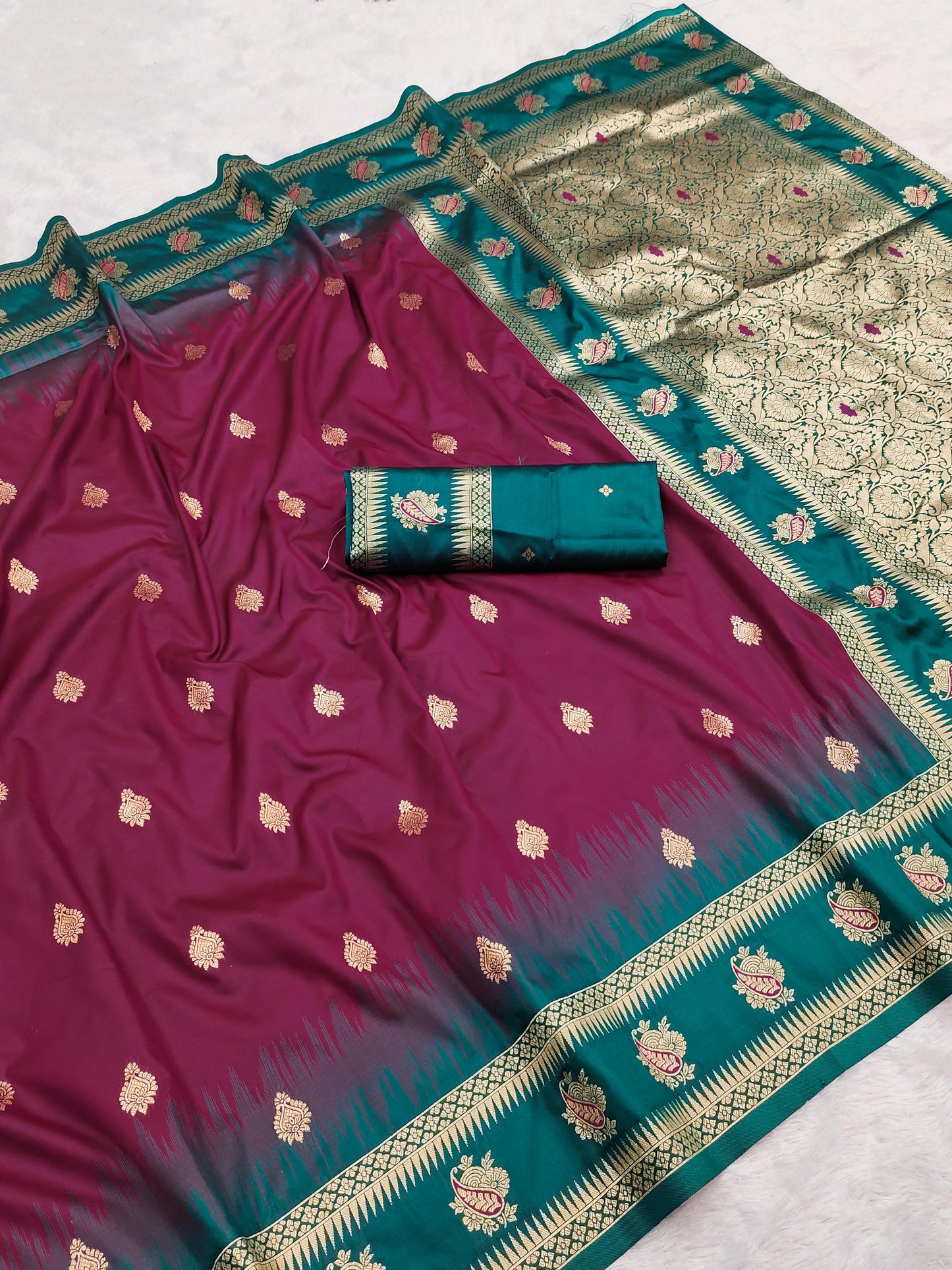 Komal Banarasi Saree