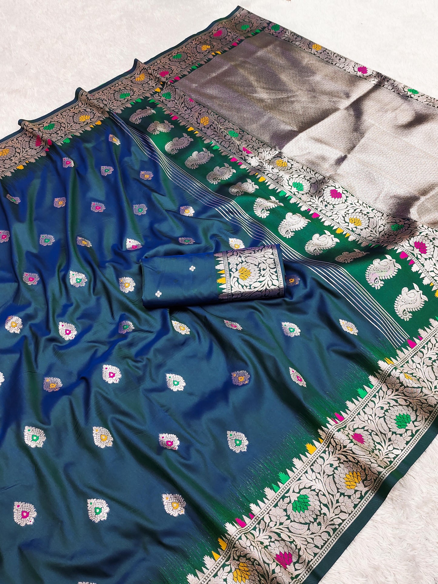 Tanishka Banarasi Soft Silk Saree