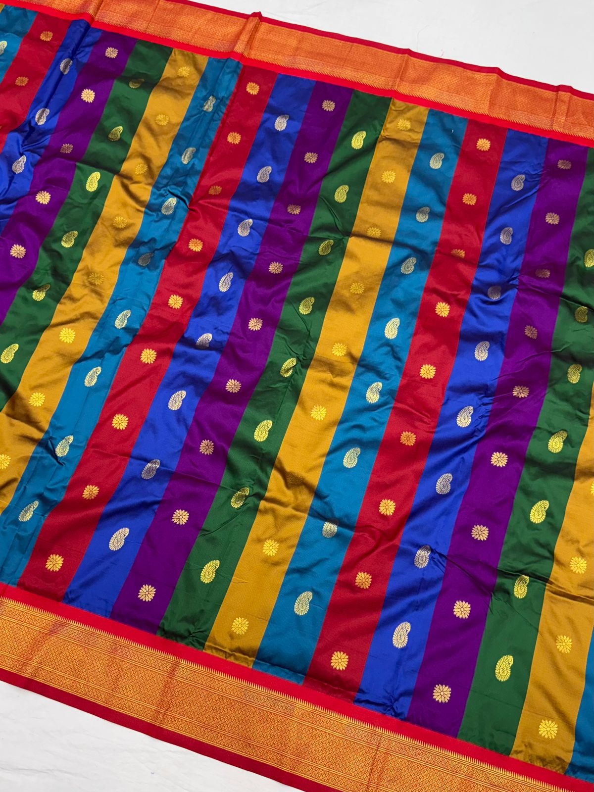 Saptarangi Paithani Saree
