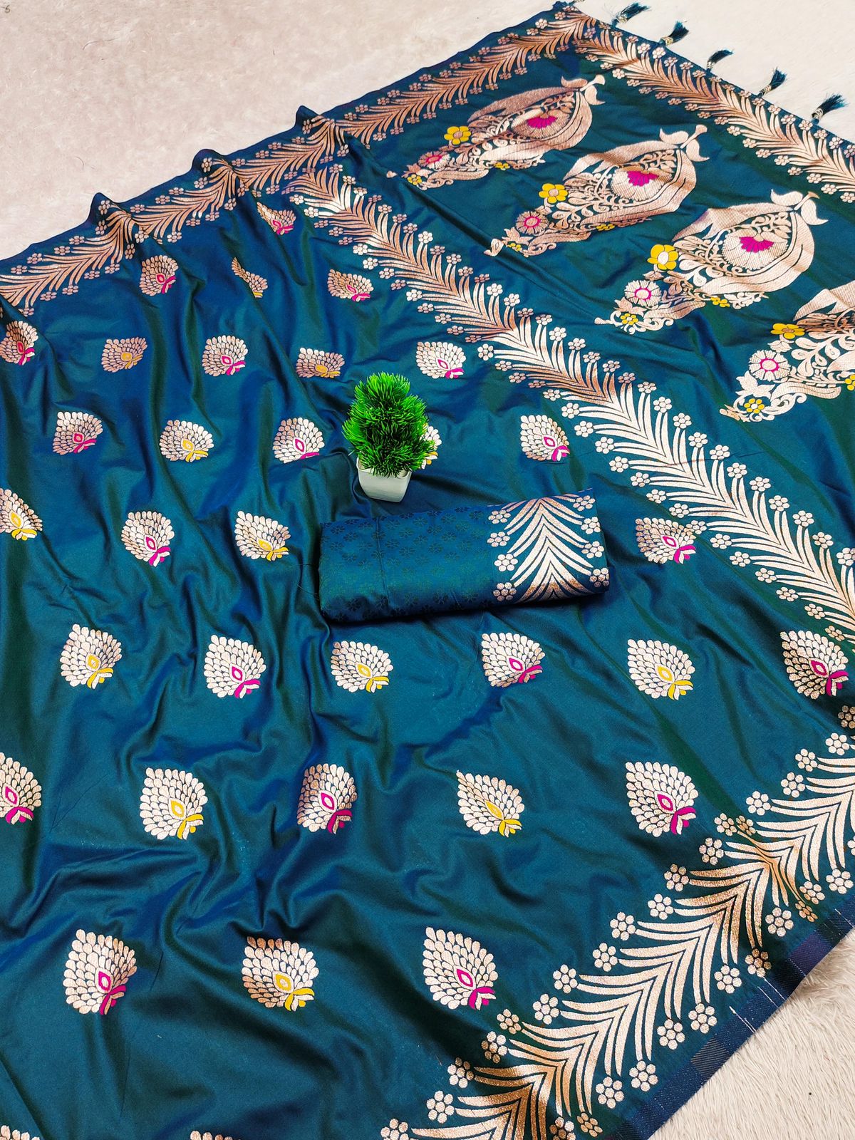 Kajal Soft Silk Banarasi Saree