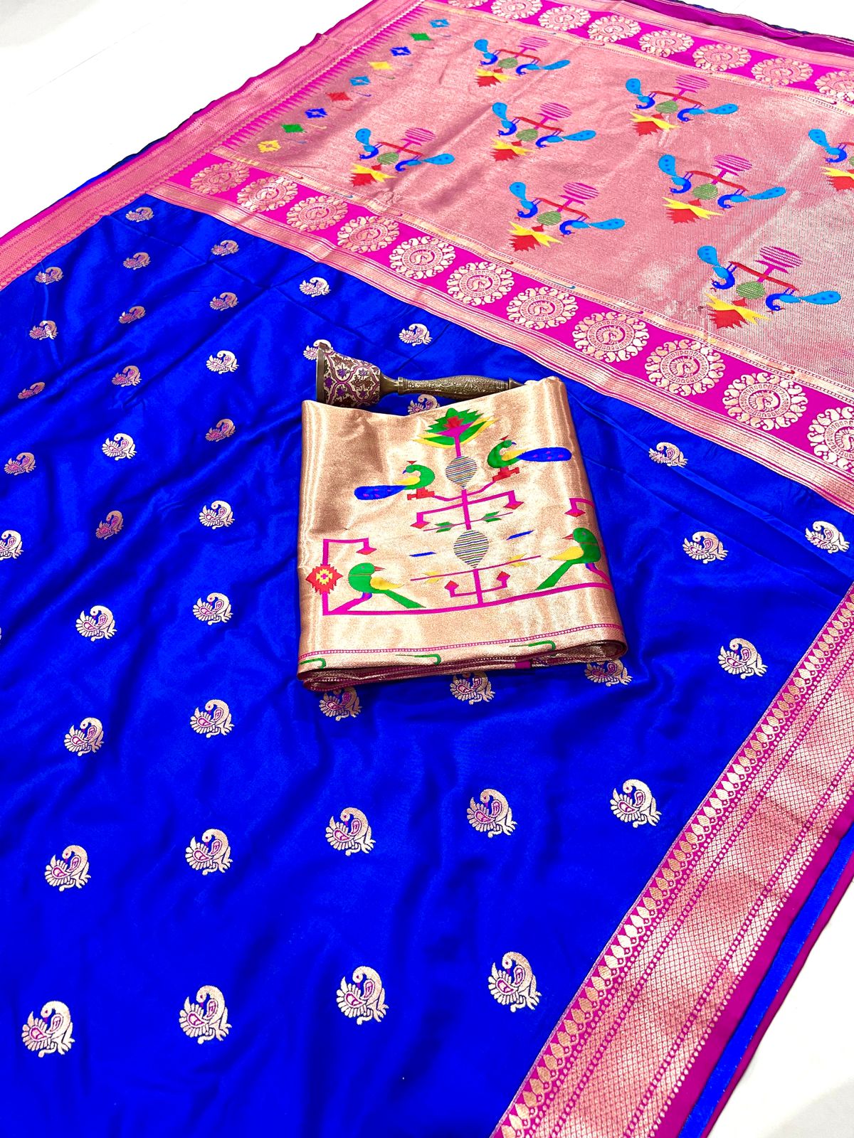 Tanuja Paithani Saree