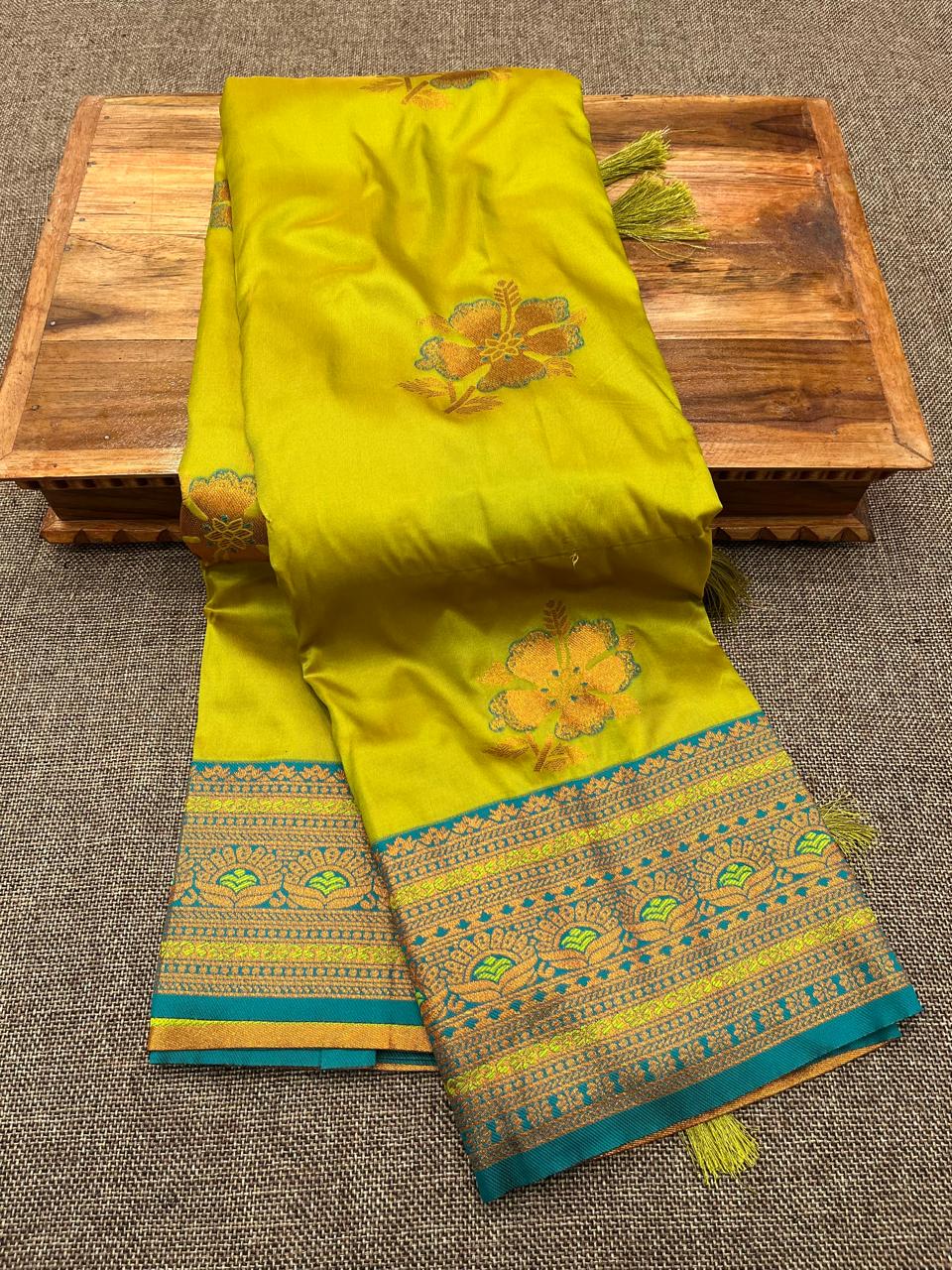 Dulhaniya Paithani Saree