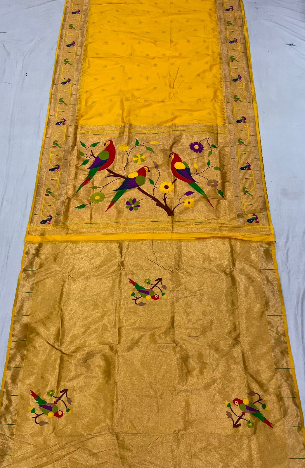 Peacock & Parrot Border Paithani