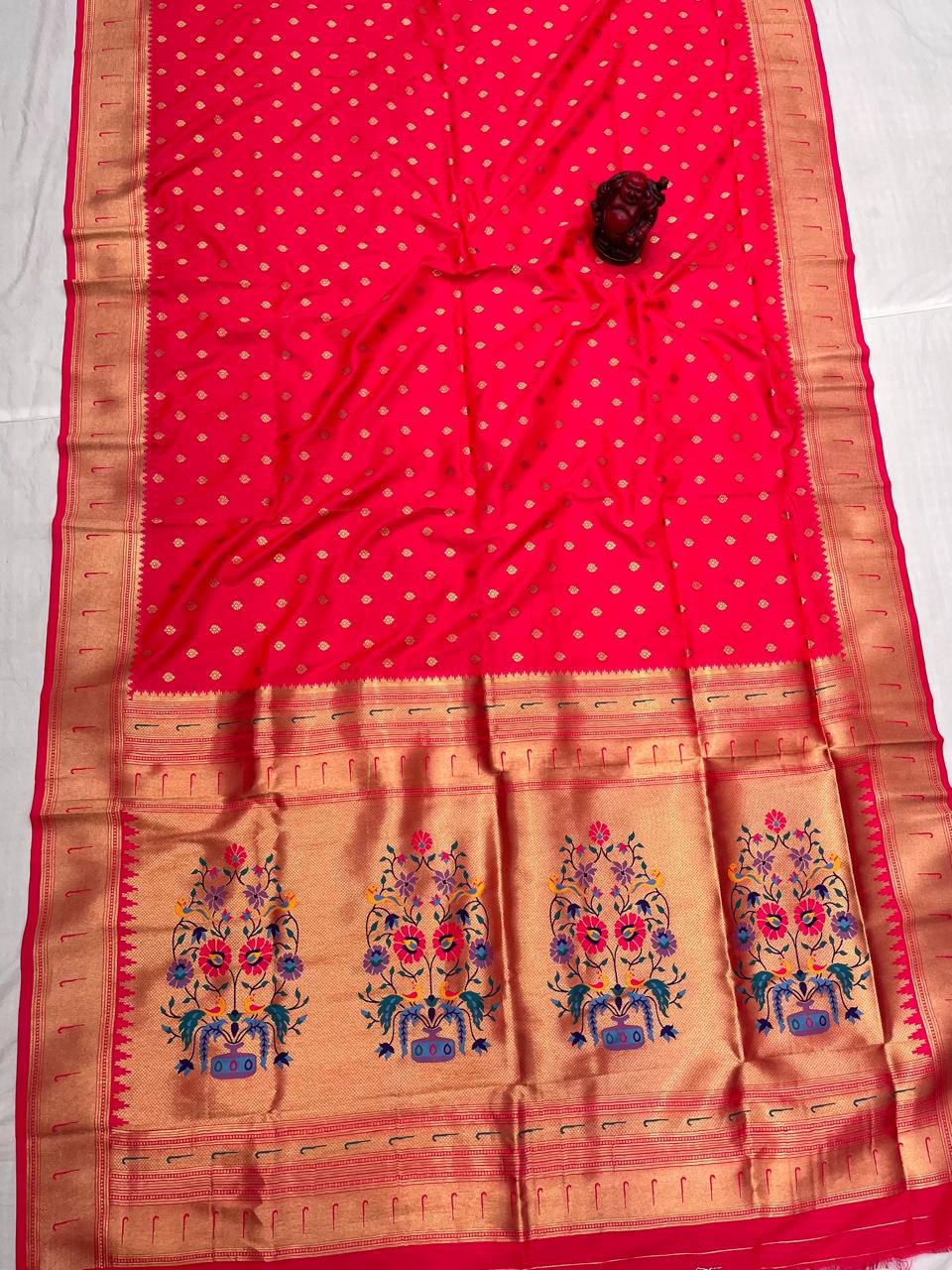 Single Muniya Paithani
