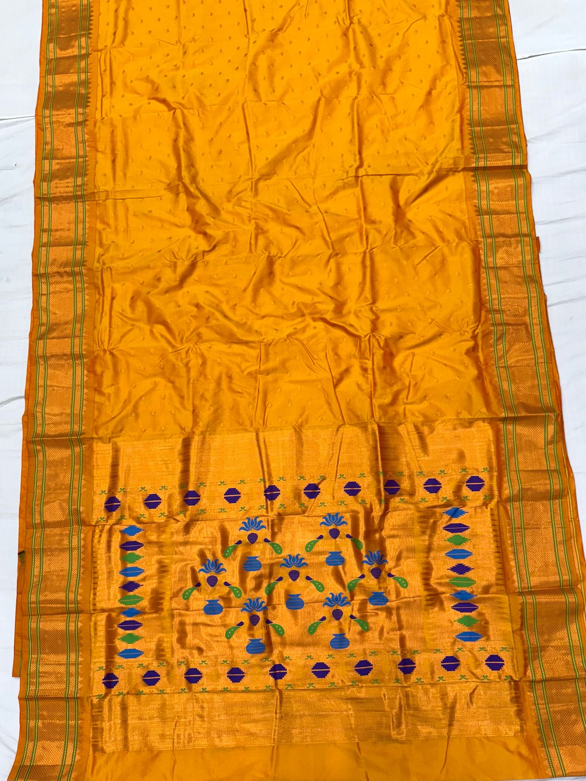 Premium Kalanjali Paithani Saree