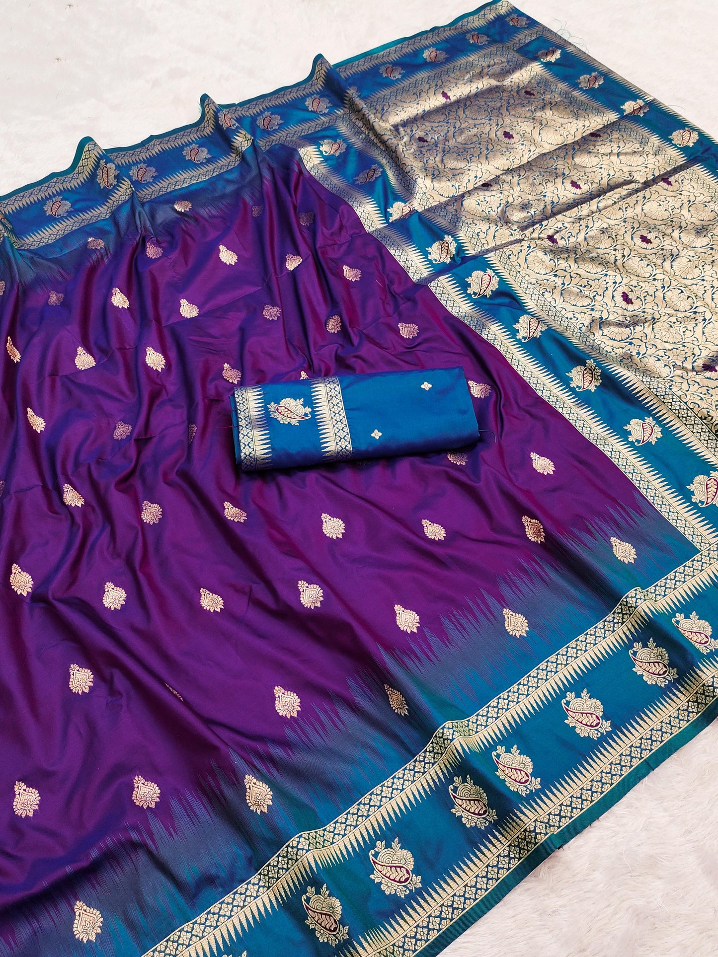 Komal Banarasi Saree