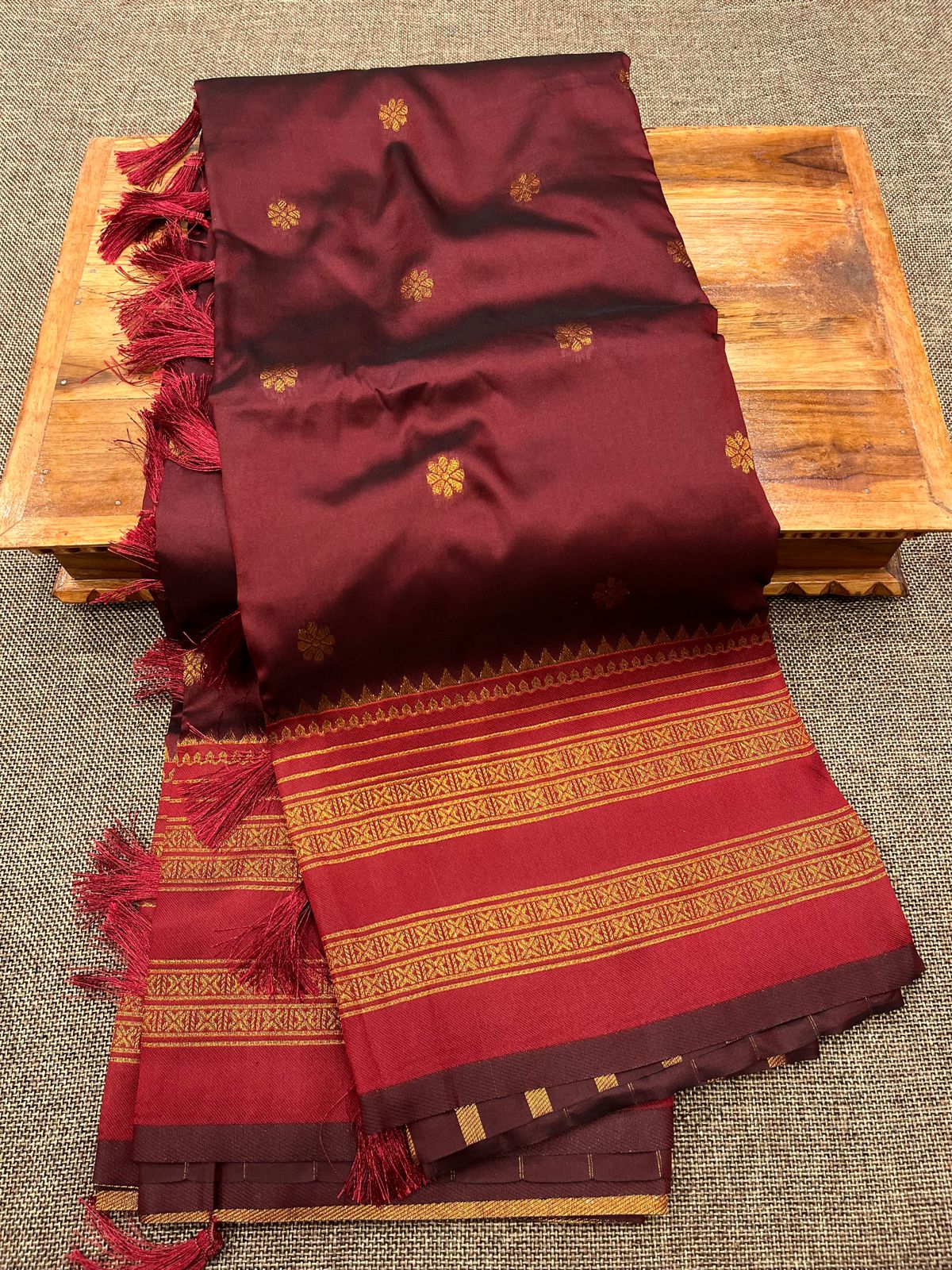 Semi Narayanpeth Saree