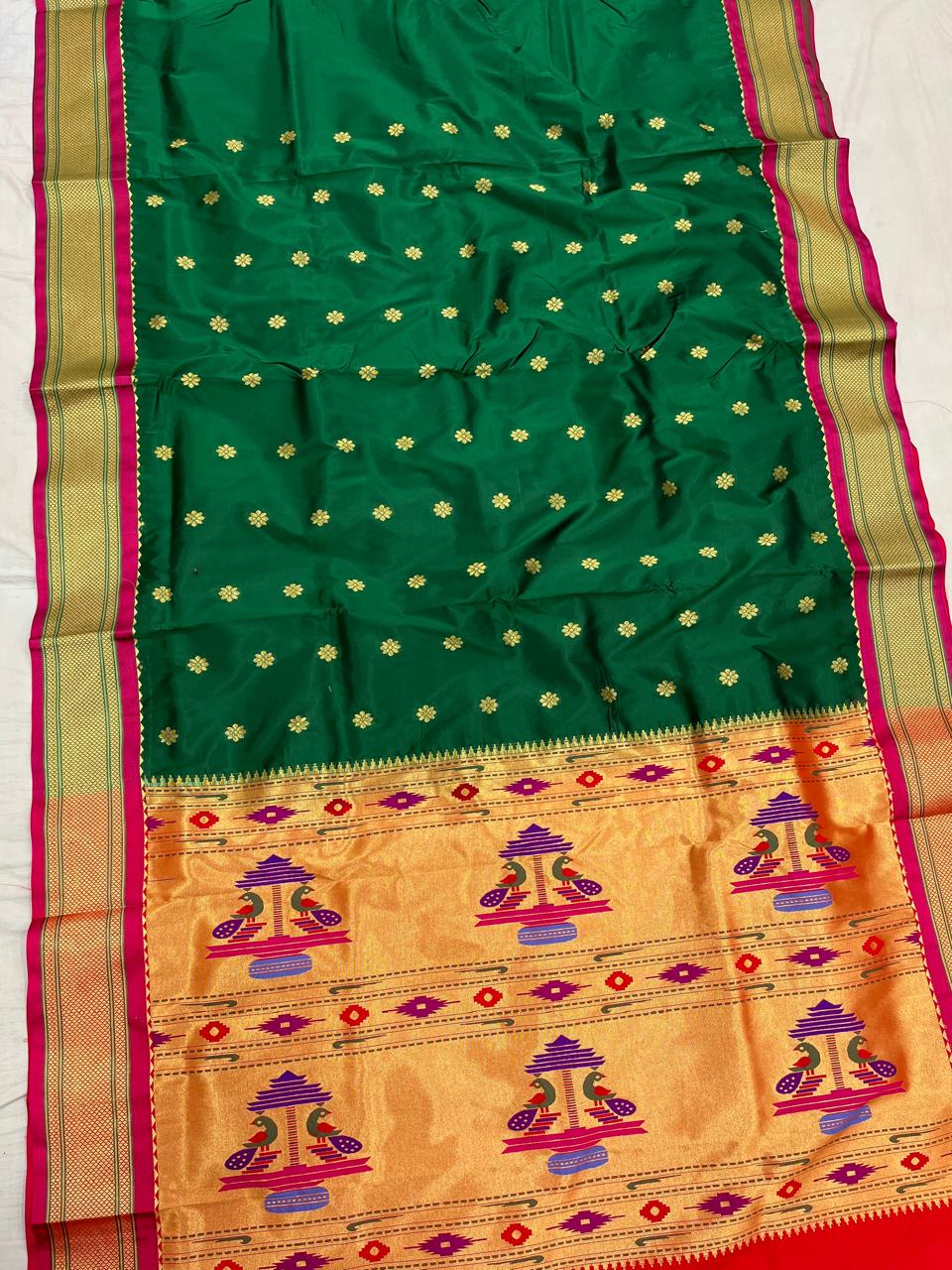 Nauvari Saree