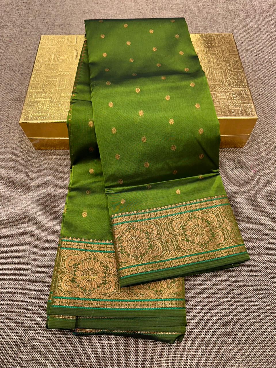 Paramparik Paithani Saree